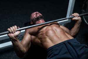 can you lift weights on an empty stomach - featured